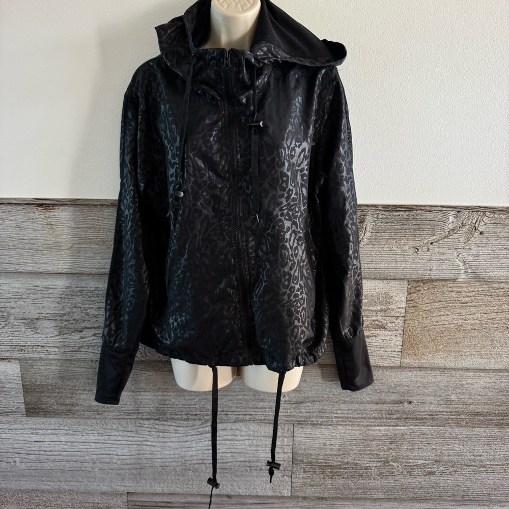 ZYIA Active - Black Cheetah Print Windbreaker Athletic Jacket Sz M (B1)